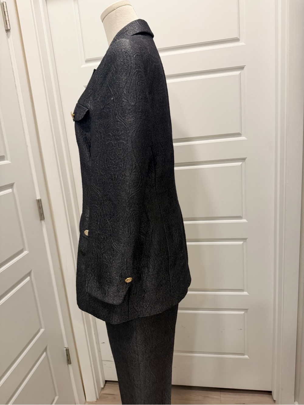 Escada Charcoal Gray Textured Silk-Virgin Wool Two-Piece Suit with Gold Buttons - Picture 7 of 13